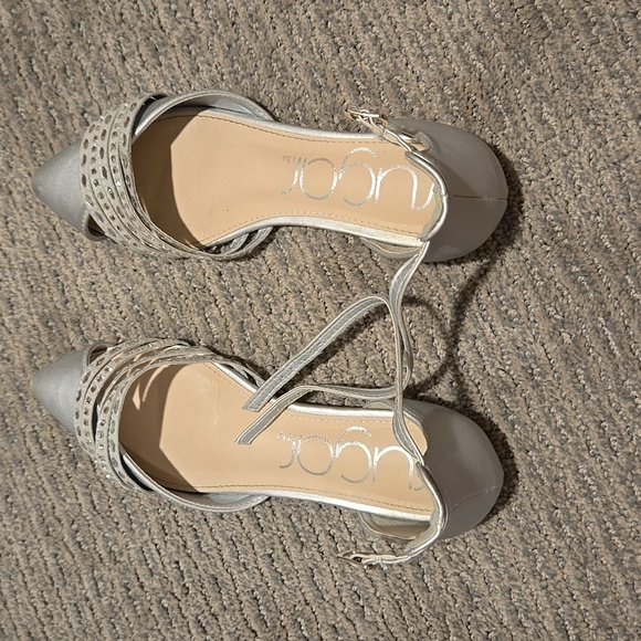 Size 8 Sugar By Francesca's Women's Dazzling Silver Strappy Flats - Picture 5 of 6